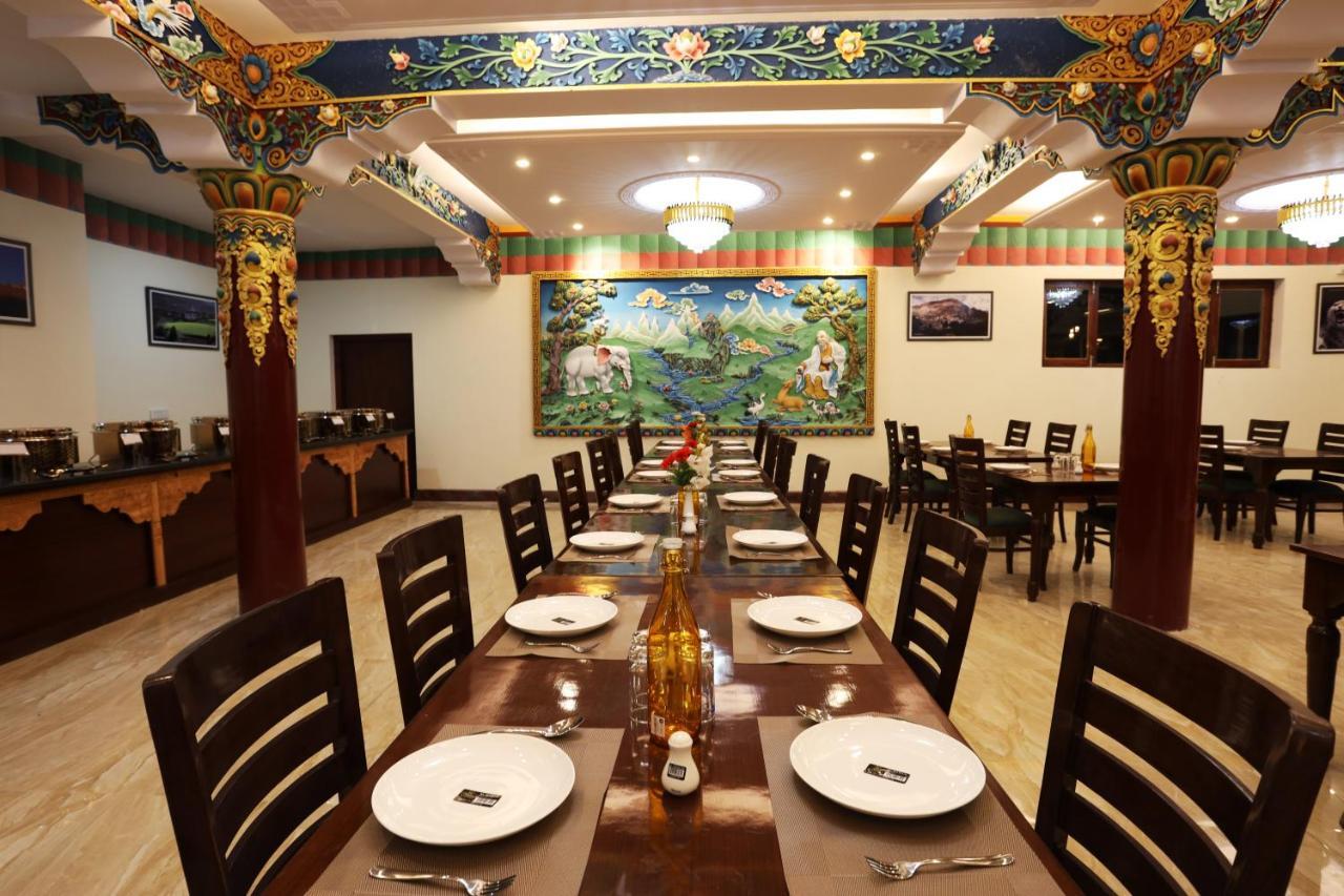 Hotel The Grand Khasdan Leh Luaran gambar