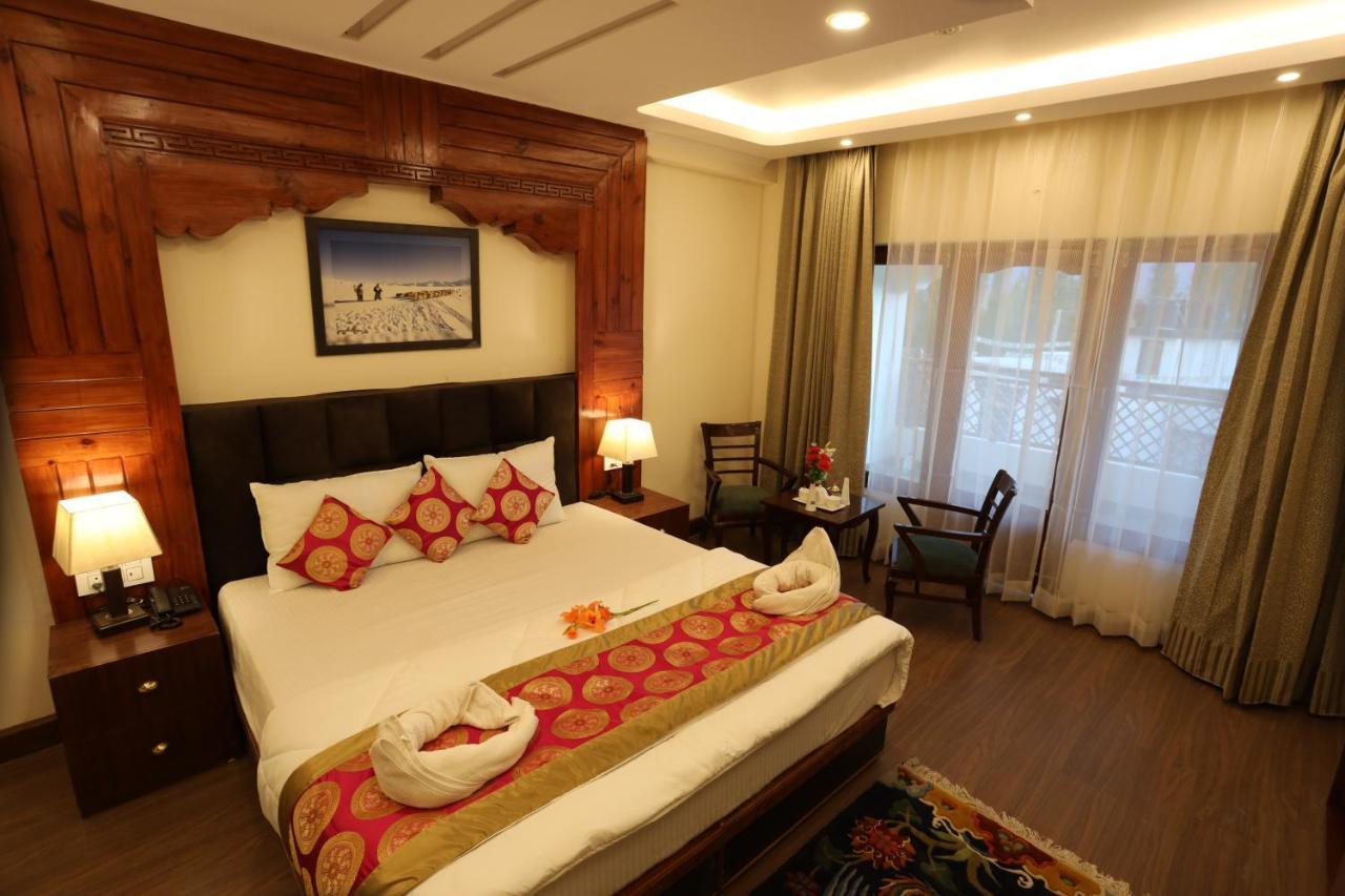 Hotel The Grand Khasdan Leh Luaran gambar