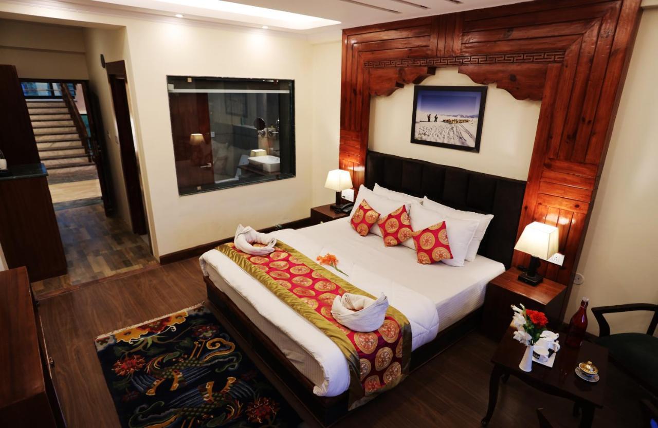Hotel The Grand Khasdan Leh Luaran gambar